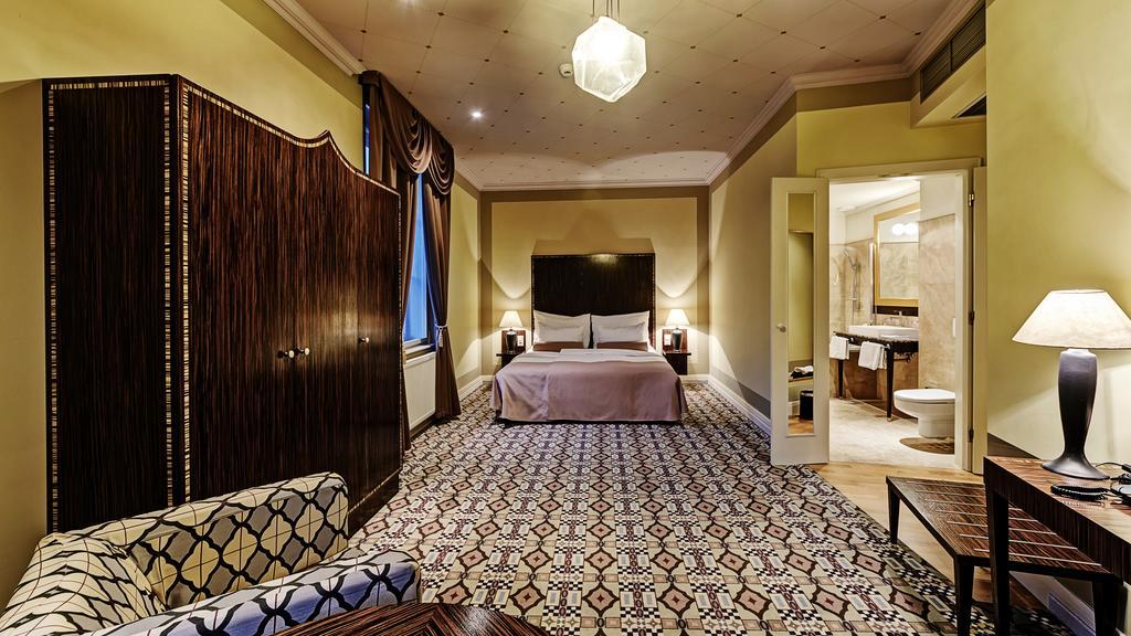Grandezza Hotel Luxury Palace Бърно Екстериор снимка